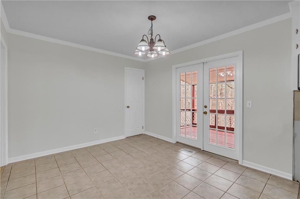32 Cox Road Southeast Cartersville, GA 30121 - Photo 18 of 60 a view of an empty room with window