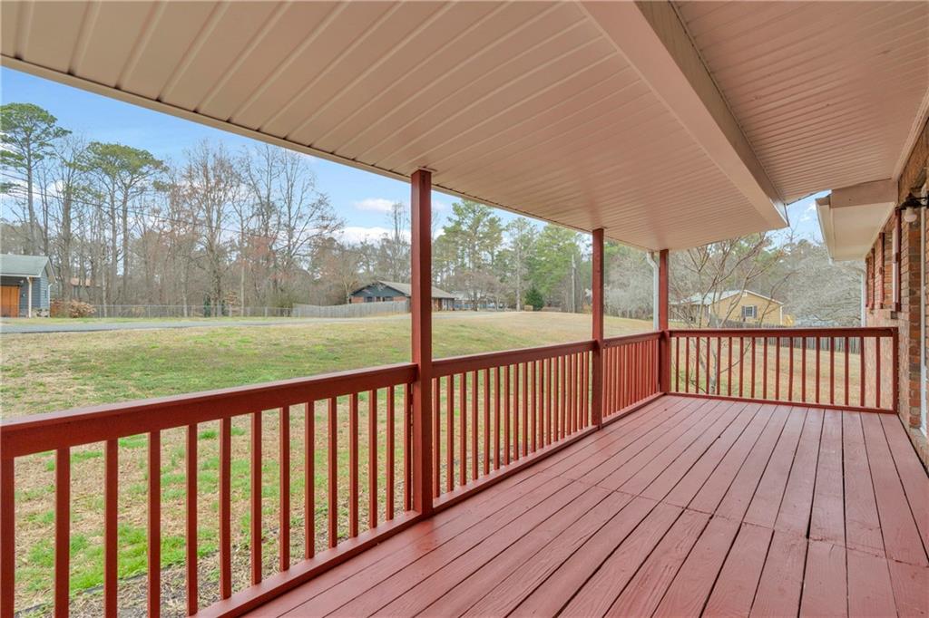 32 Cox Road Southeast Cartersville, GA 30121 - Photo 4 of 60 a view of porch with a yard