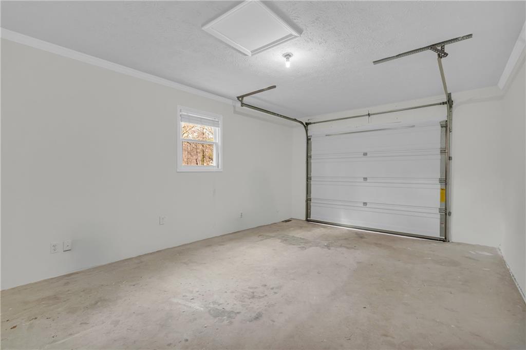 32 Cox Road Southeast Cartersville, GA 30121 - Photo 48 of 60 a view of an empty room