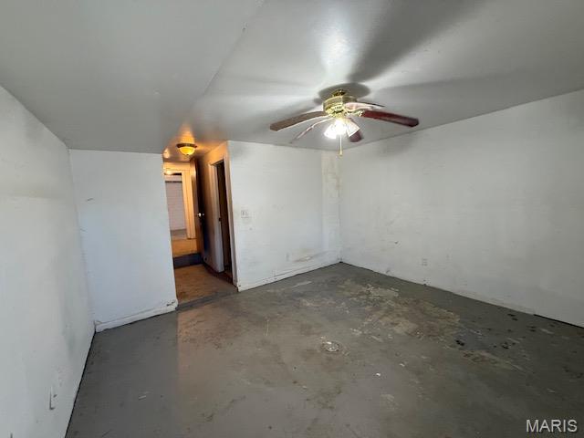 11915 Old Halls Ferry Road Florissant, MO 63033 - Photo 9 of 22