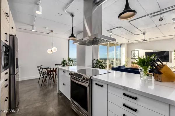 $399,000 | 207 West Clarendon Avenue, Unit 21C, Phoenix, AZ 85013