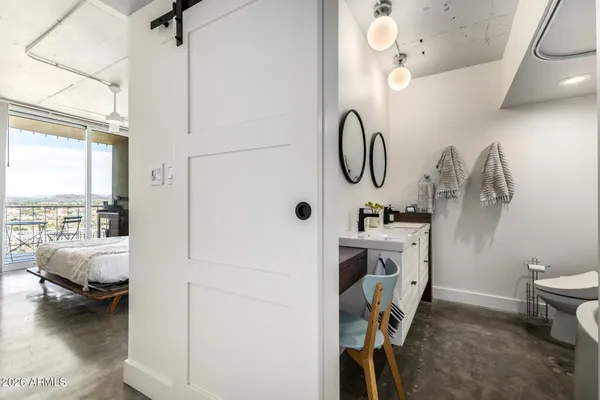 $399,000 | 207 West Clarendon Avenue, Unit 21C, Phoenix, AZ 85013