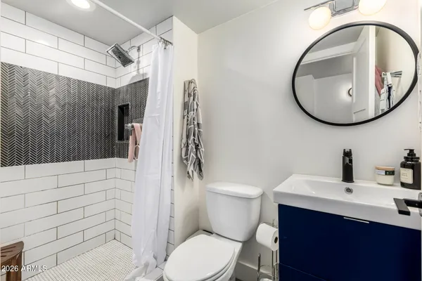 $399,000 | 207 West Clarendon Avenue, Unit 21C, Phoenix, AZ 85013