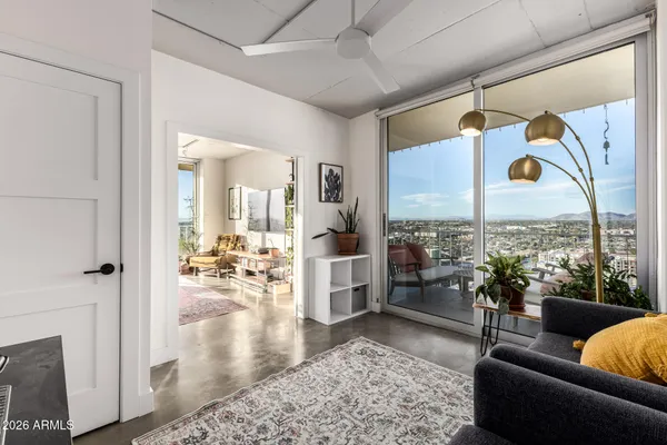 $399,000 | 207 West Clarendon Avenue, Unit 21C, Phoenix, AZ 85013