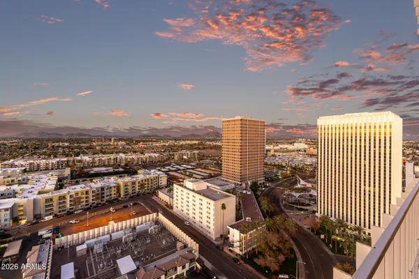 $399,000 | 207 West Clarendon Avenue, Unit 21C, Phoenix, AZ 85013