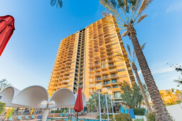 $399,000 | 207 West Clarendon Avenue, Unit 21C, Phoenix, AZ 85013