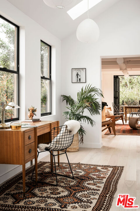 8550 Ridpath Drive Los Angeles, CA 90046 - Photo 12 of 32 a living room with furniture and next to a window