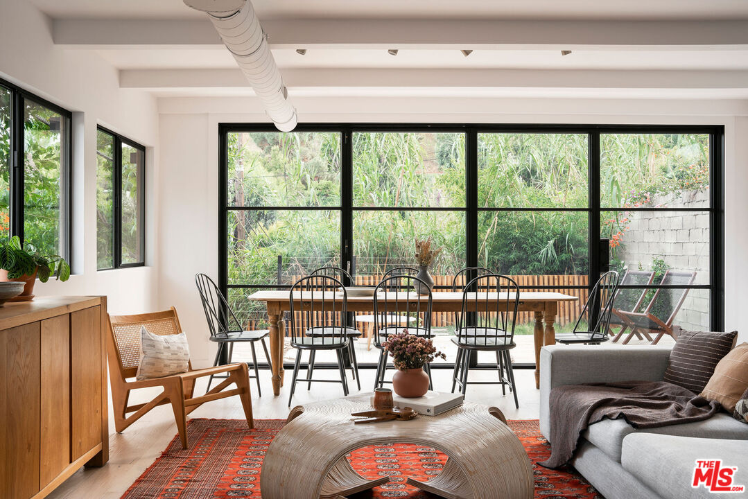 8550 Ridpath Drive Los Angeles, CA 90046 - Photo 6 of 32 a living room with furniture and a window