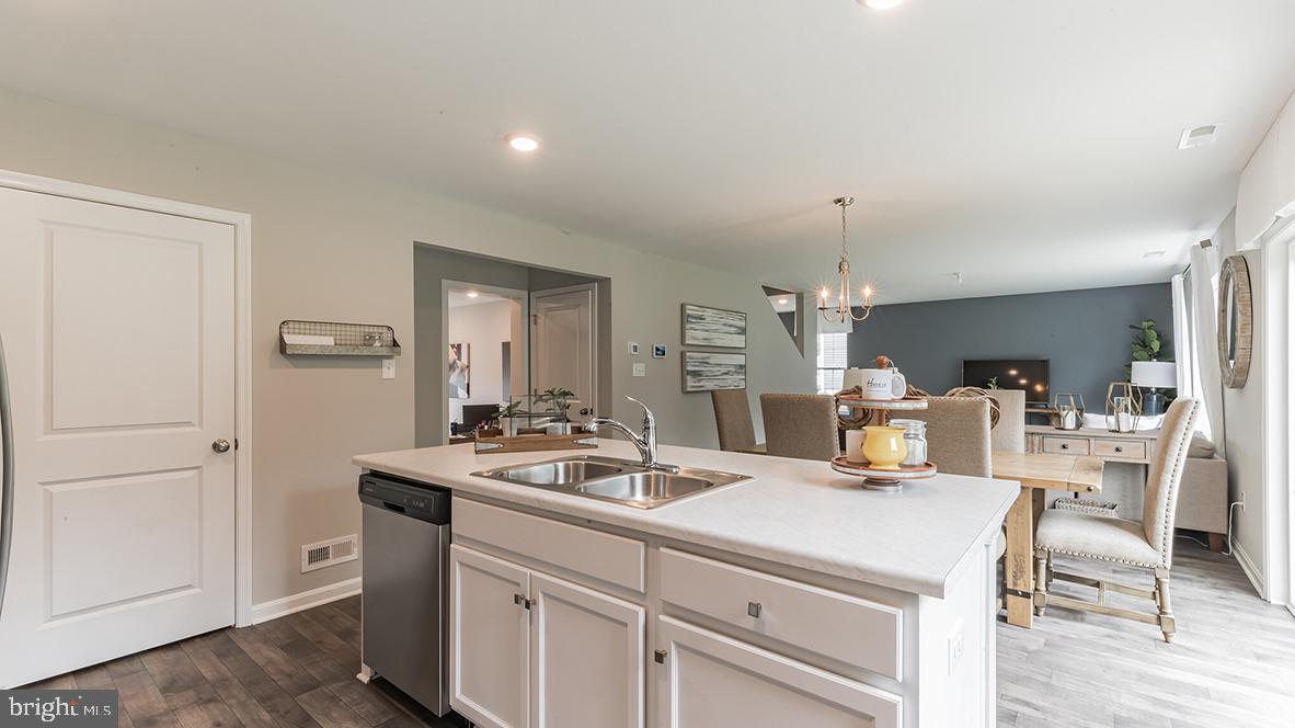 14 Half-Hitch Road Barnegat, NJ 08005 - Photo 13 of 27