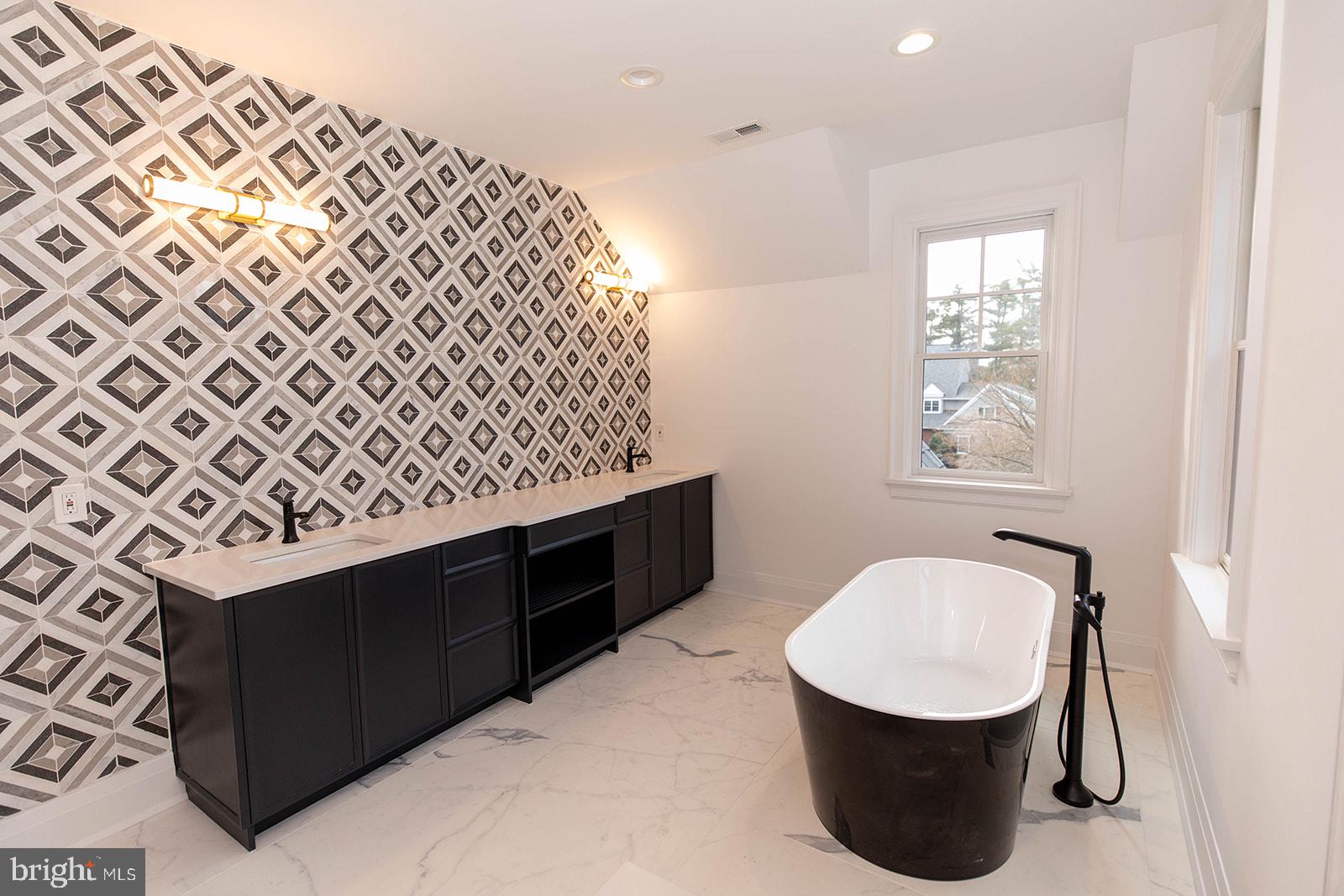 905 Wootton Road Bryn Mawr, PA 19010 - Photo 39 of 78 Owners Suite Bathroom