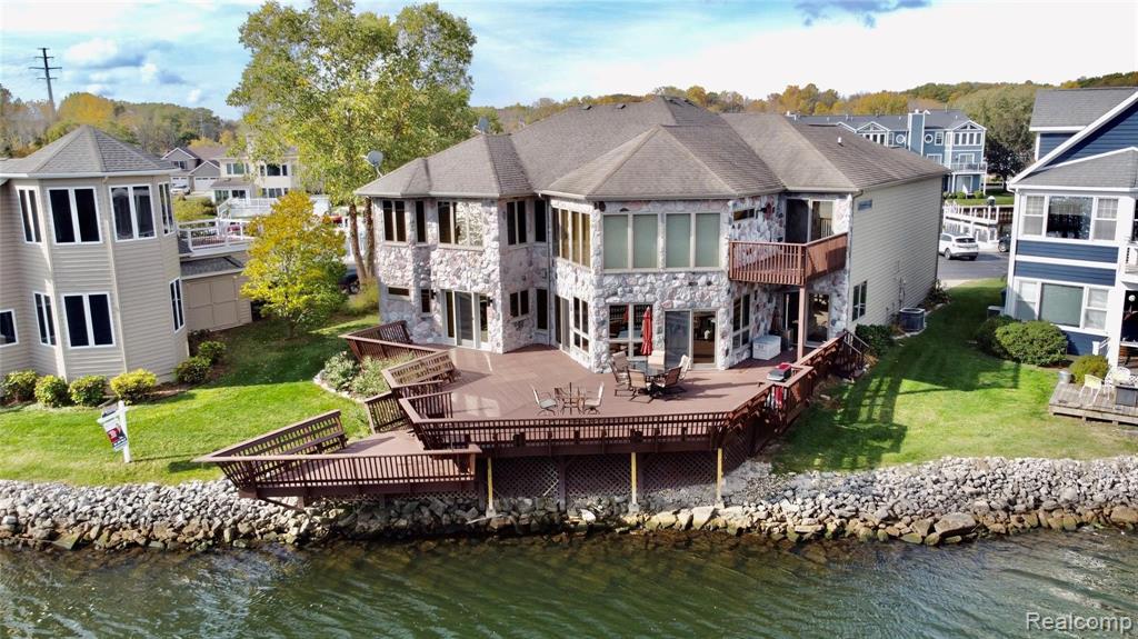 2349 Riverside Pointe Drive St. Joseph, MI 49085 - Photo 6 of 62