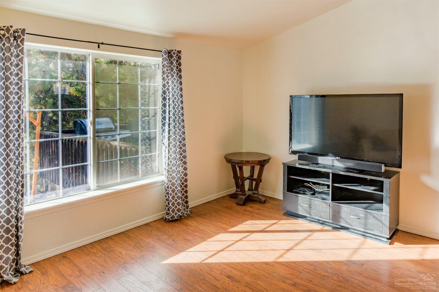 19022 Choctaw Road Bend, OR 97702 - Photo 10 of 22 Additional Photo