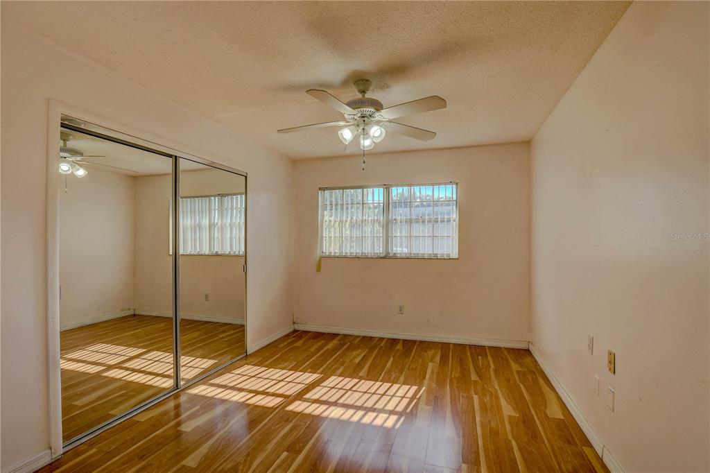 864 Lake Haven Road Dunedin, FL 34698 - Photo 12 of 28 a view of an empty room