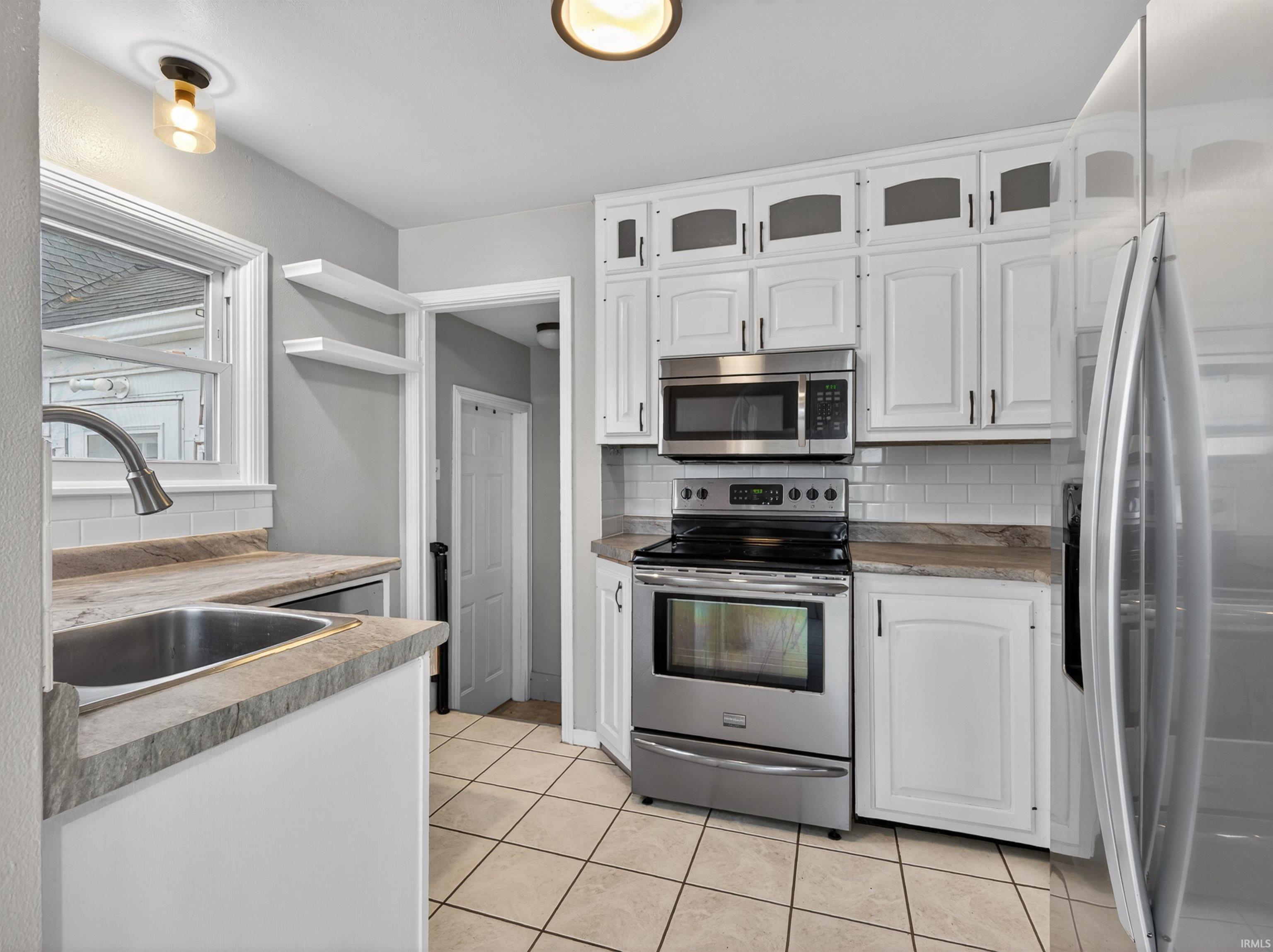 8715 Yellow River Road Fort Wayne, IN 46818 - Photo 7 of 35 Gallery Image 7