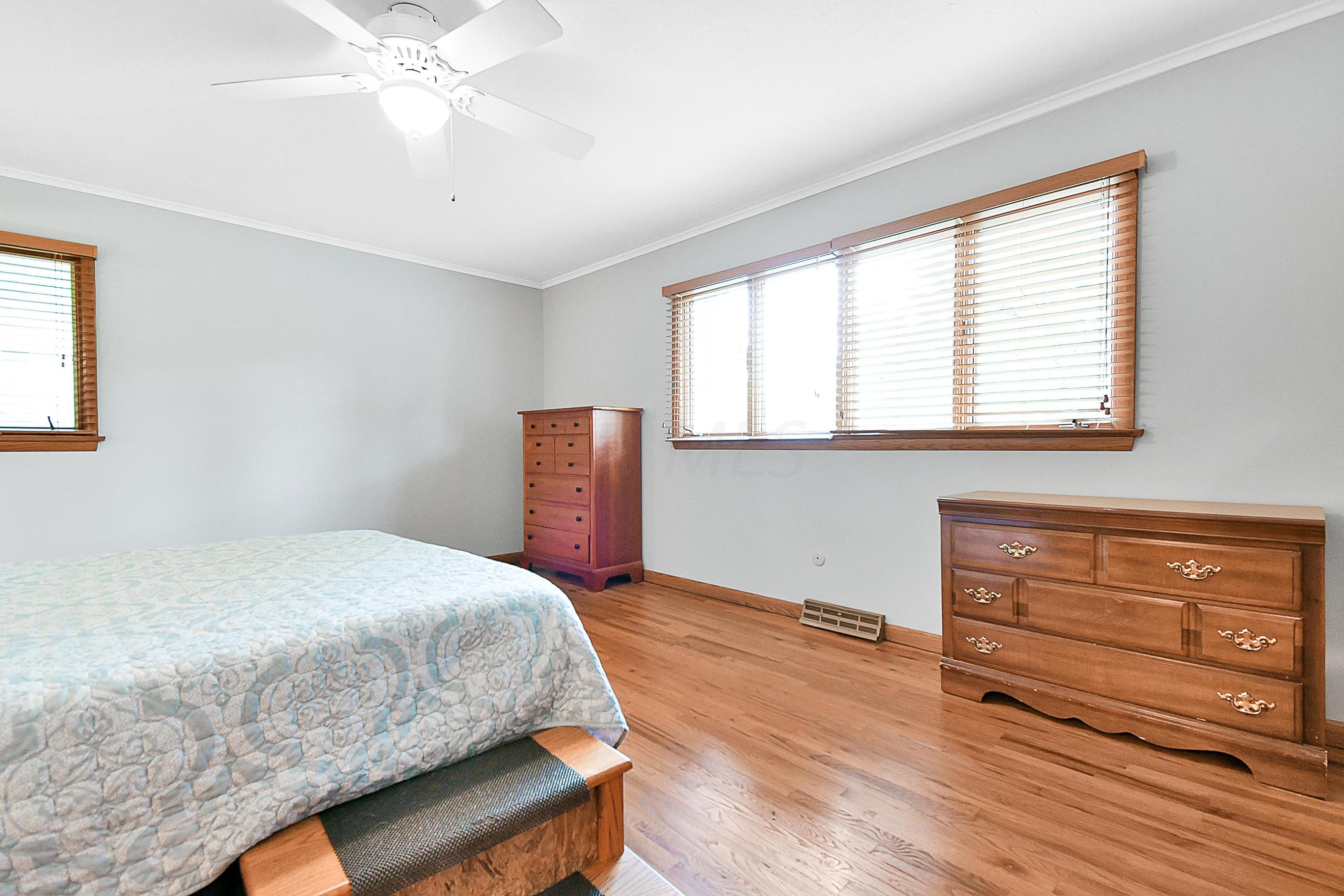 5873 Whitman Road Columbus, OH 43213 - Photo 13 of 52 Gallery Image 13