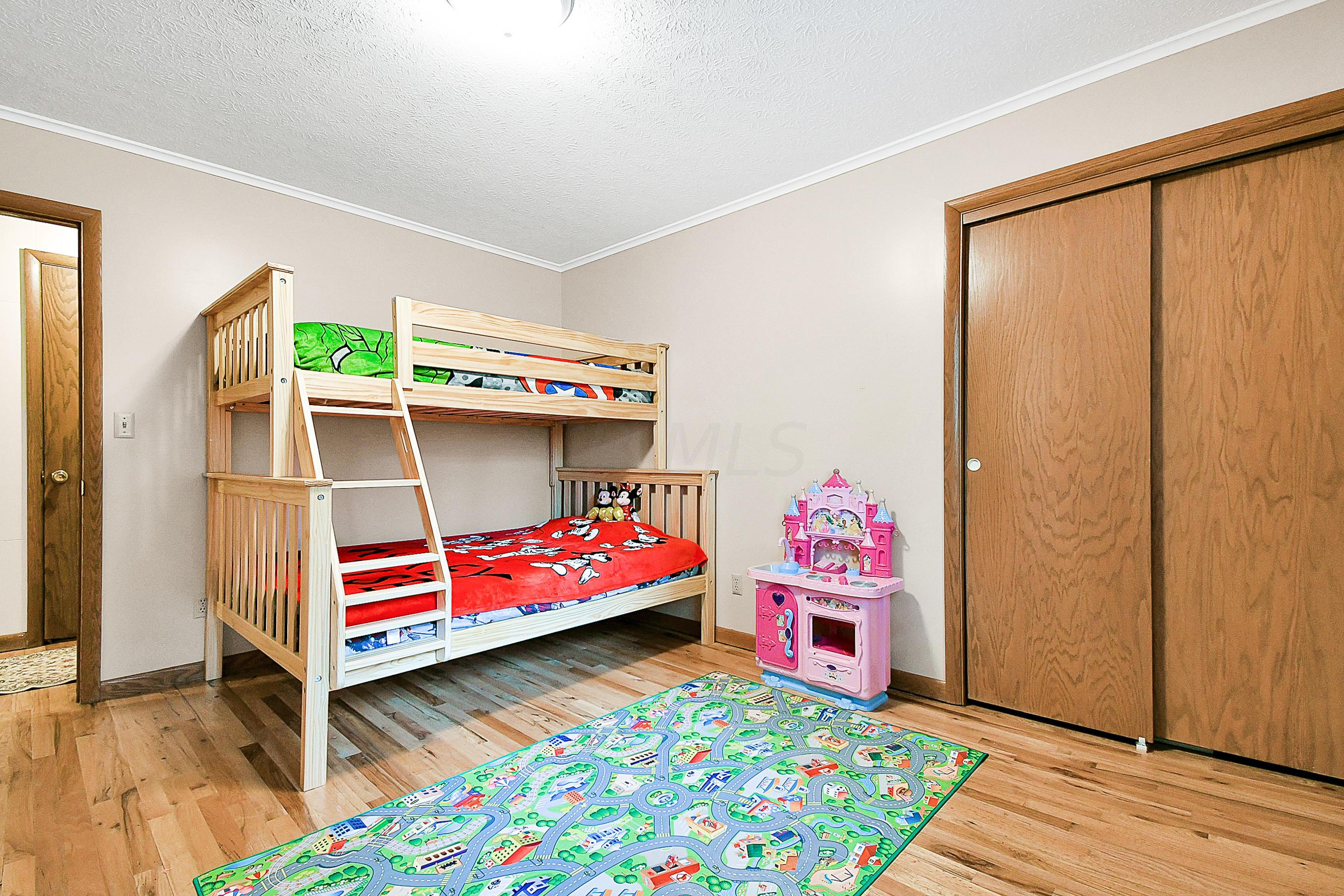 5873 Whitman Road Columbus, OH 43213 - Photo 17 of 52 Gallery Image 17