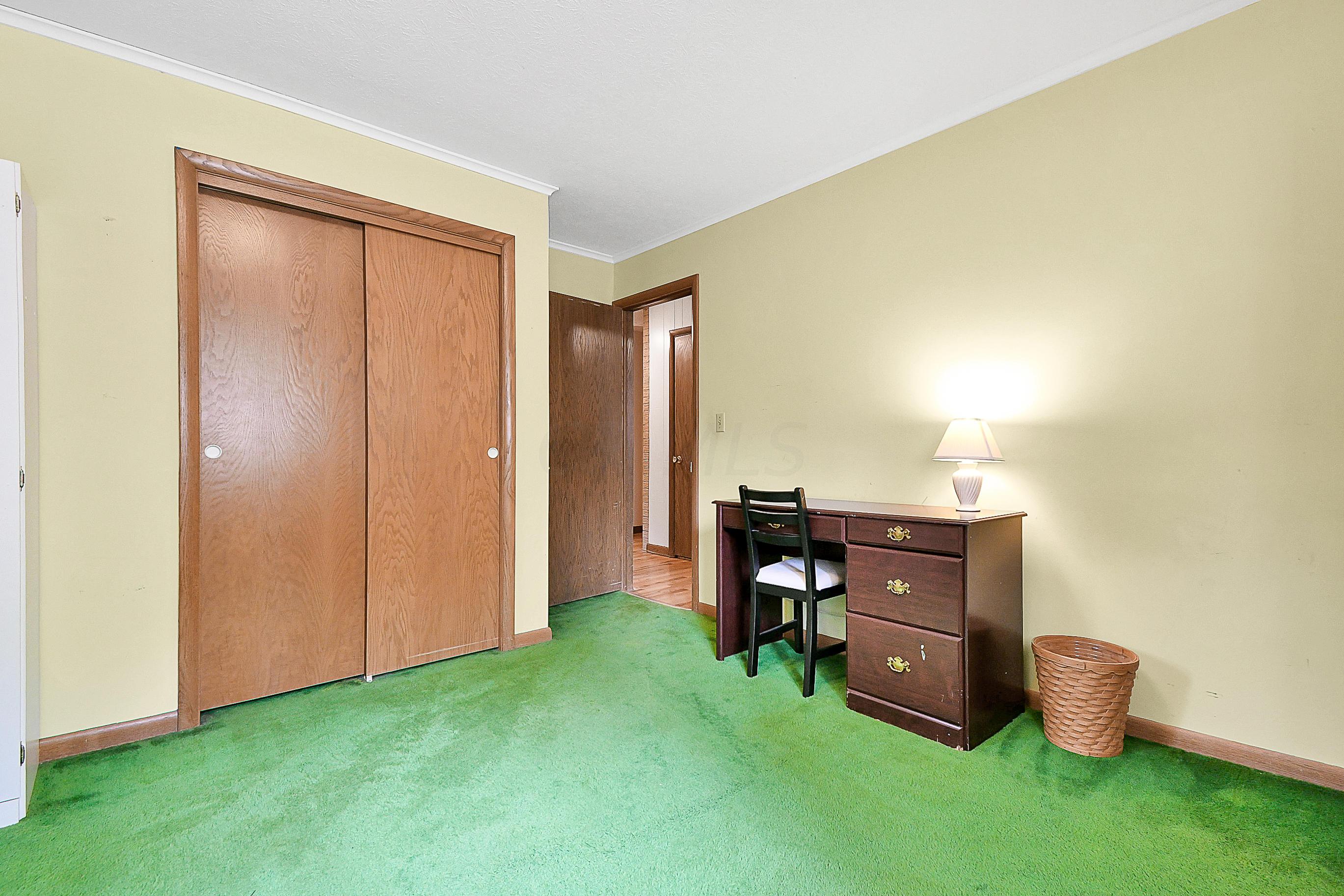 5873 Whitman Road Columbus, OH 43213 - Photo 20 of 52 Gallery Image 20