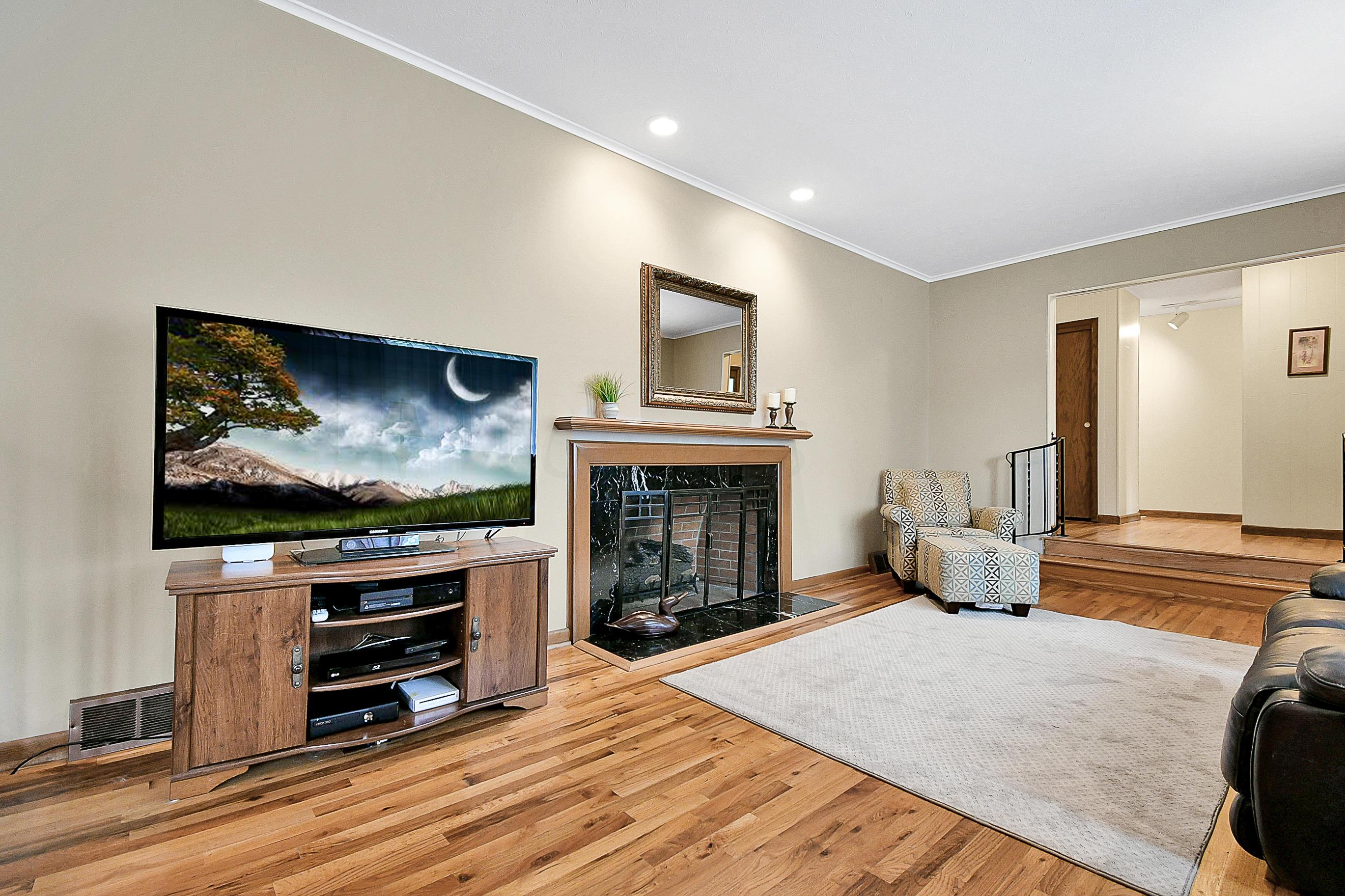 5873 Whitman Road Columbus, OH 43213 - Photo 8 of 52 Gallery Image 8