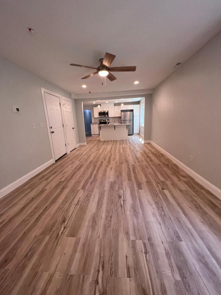 910 North Oliver Avenue, Unit 1 Minneapolis, MN 55411 - Photo 4 of 9