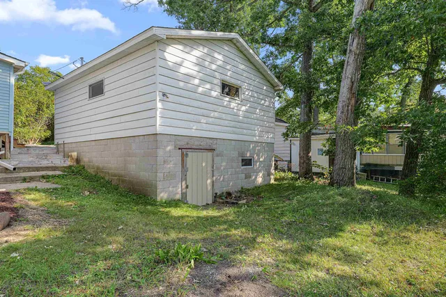 $250,000 | N3005 Lakeview Drive, Montello, WI 53949