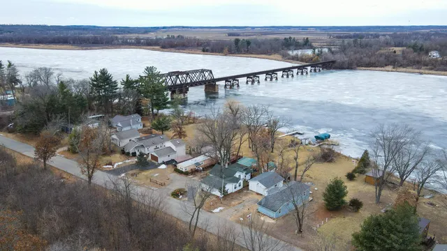 $250,000 | N3005 Lakeview Drive, Montello, WI 53949