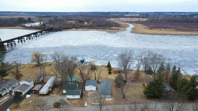 $250,000 | N3005 Lakeview Drive, Montello, WI 53949