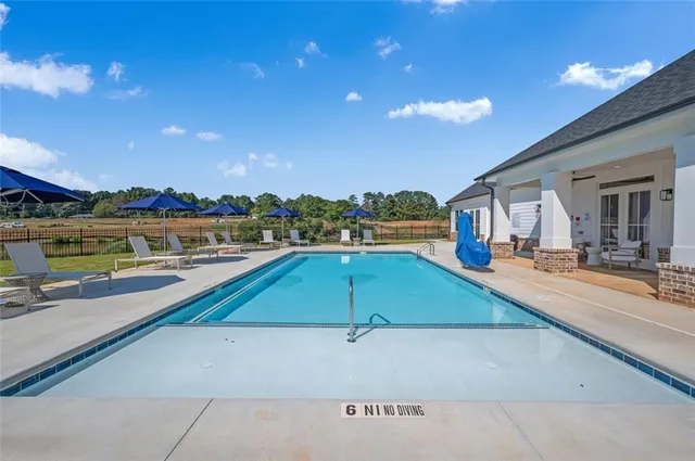 $2,000 | 10 American Avenue, Unit CLOVE, Newnan, GA 30263