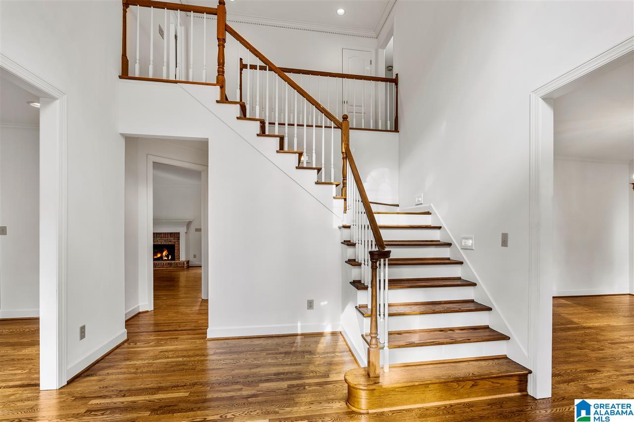 321 Trace Ridge Road Birmingham, AL 35244 - Photo 7 of 34