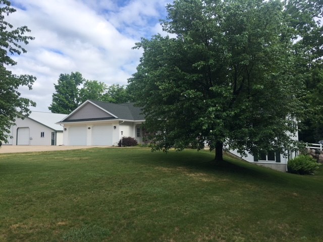 9988 West Finkle Road McBain, MI 49657 - Photo 22 of 68 1844156-37.JPG