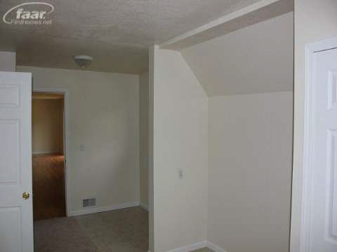 4333 North Webster Road Flushing, MI 48433 - Photo 16 of 30 20404878-15.JPG