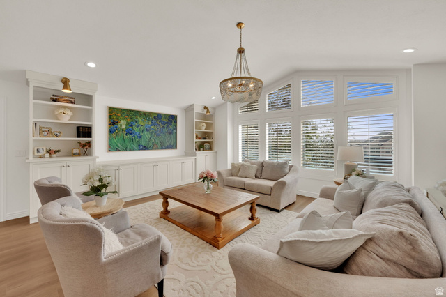 295 South 1550th Street East Bountiful, UT 84010 - Photo 3 of 59