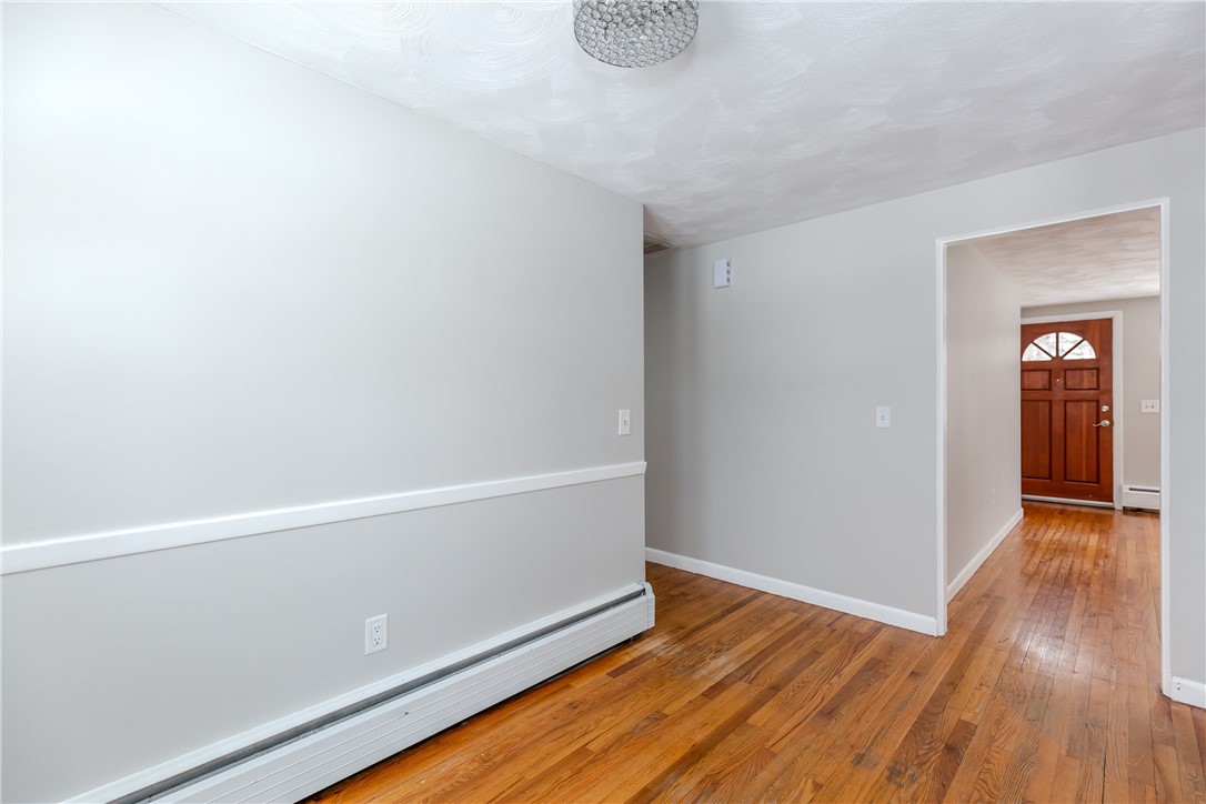 266 Vineyard Road Warwick, RI 02889 - Photo 12 of 31