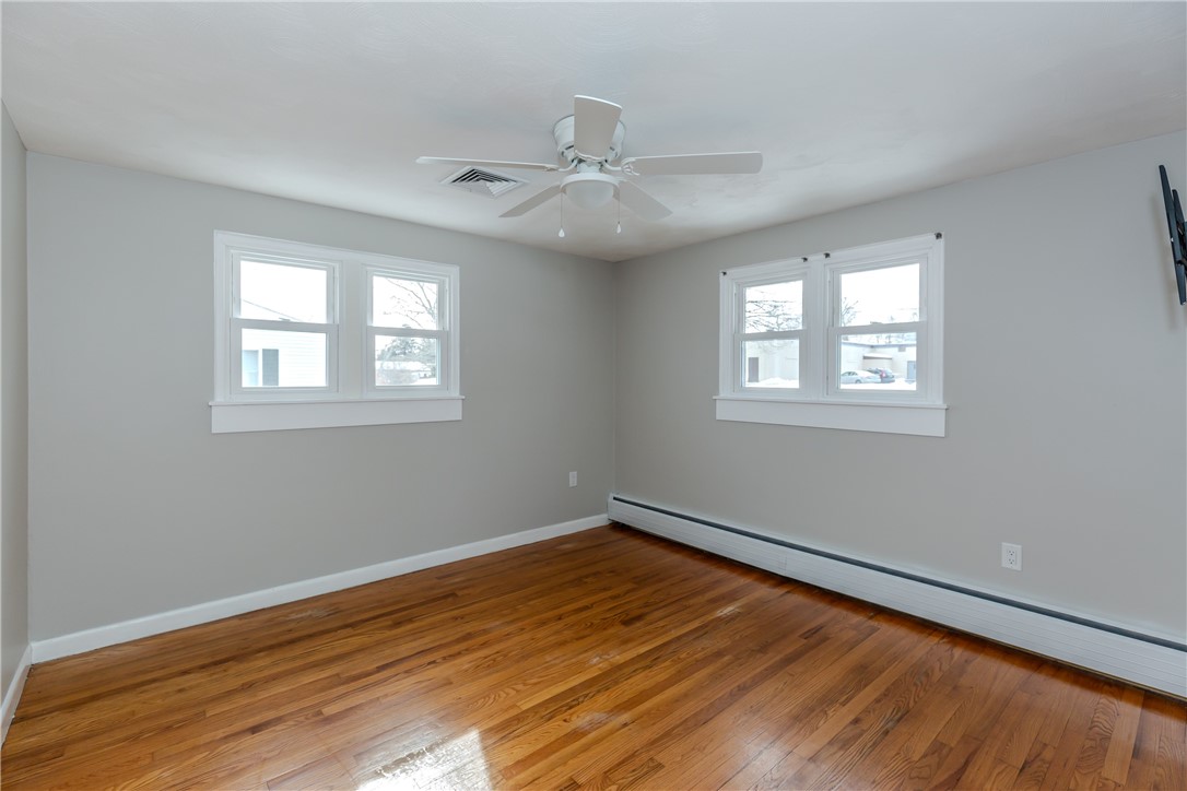 266 Vineyard Road Warwick, RI 02889 - Photo 19 of 31