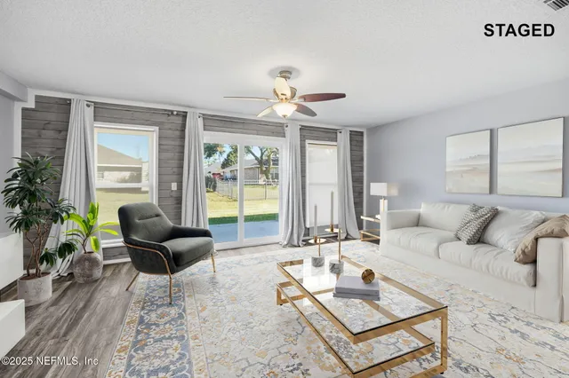 $209,900 | 11 Northside Drive South, Unit 202, Jacksonville, FL 32218