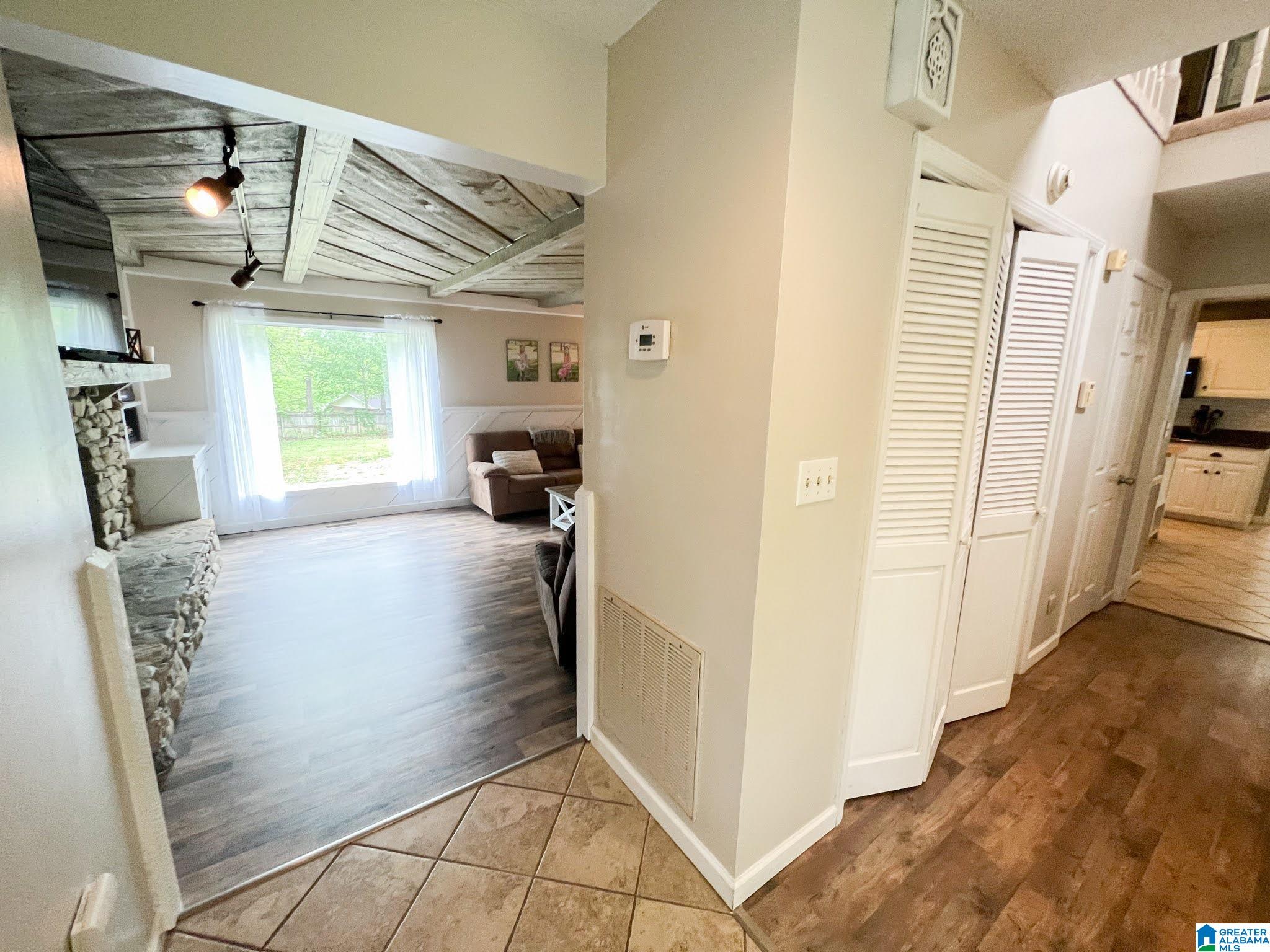 1303 Andover Way Jacksonville, AL 36265 - Photo 5 of 32