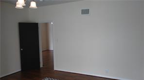 6426 Mendenhall Road Indianapolis, IN 46221 - Photo 11 of 25 Gallery Image 11