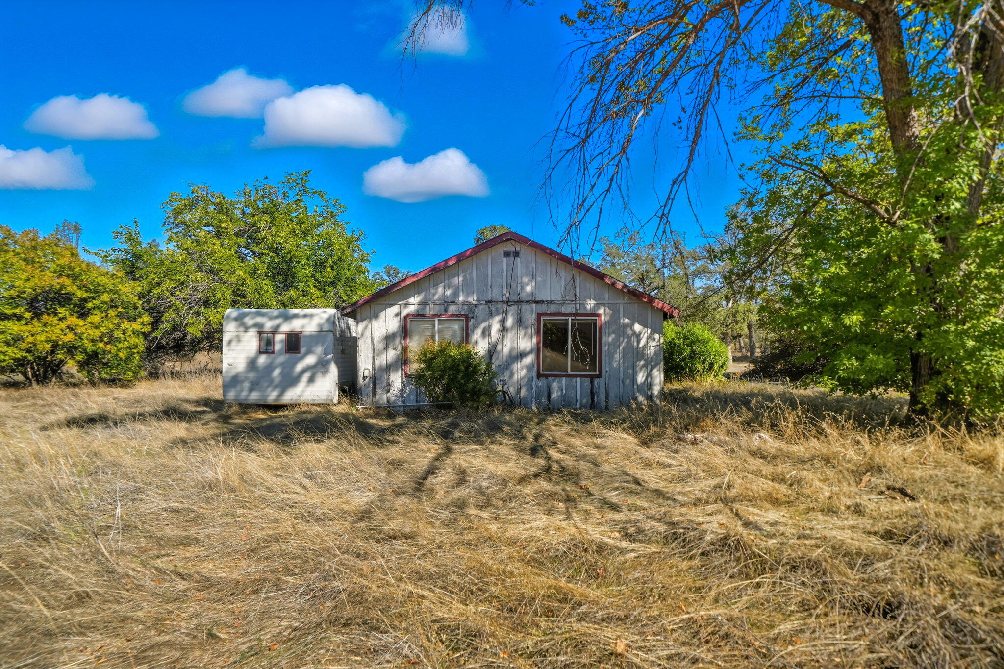6298 Oasis Road Redding, CA 96003 - Photo 12 of 33 11-web-or-mls-IMG-11