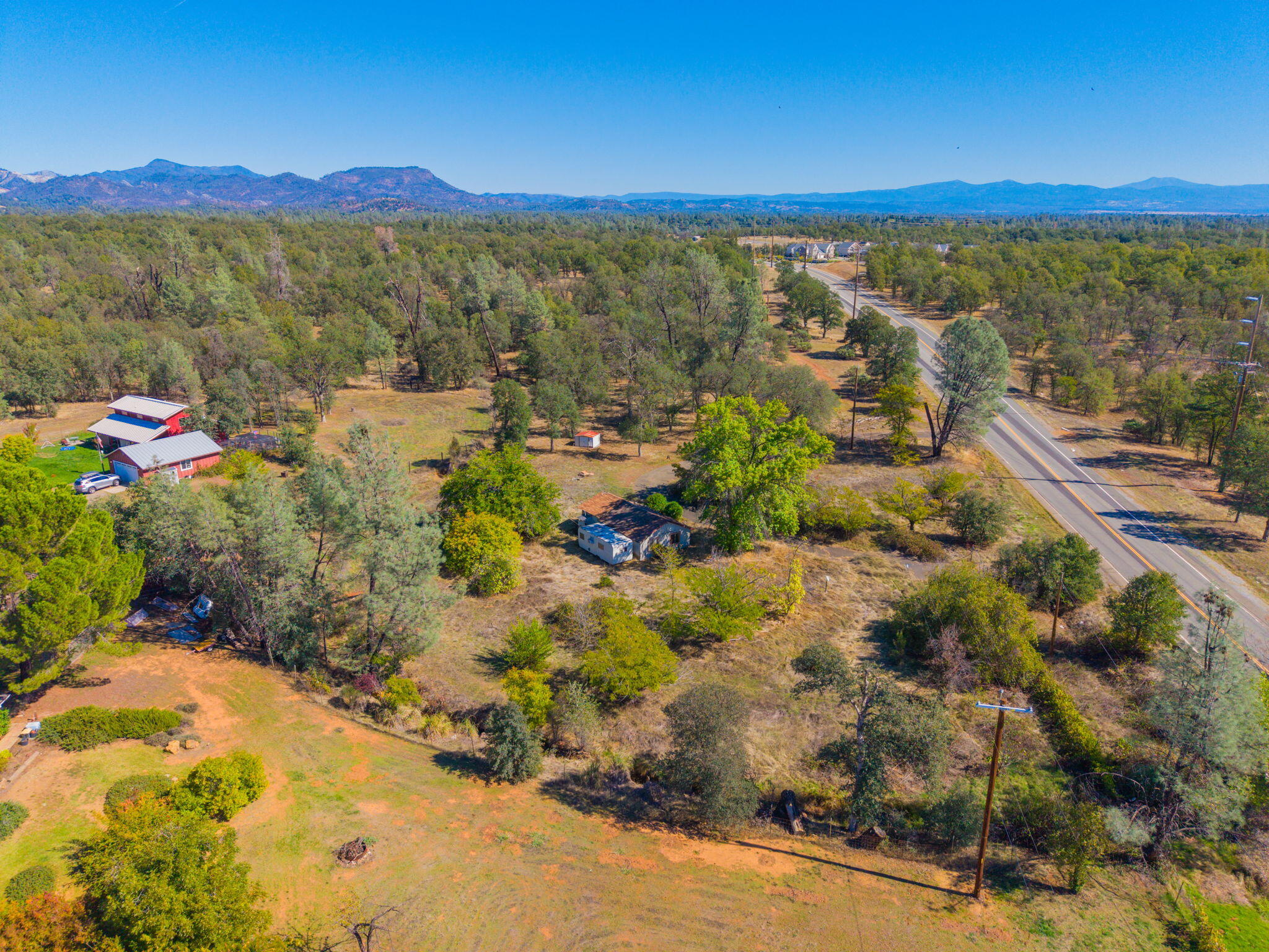 6298 Oasis Road Redding, CA 96003 - Photo 22 of 33 21-web-or-mls-IMG-21