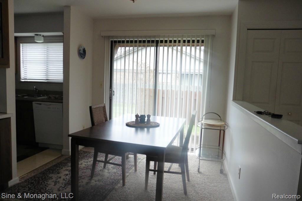 Dining Room.jpg