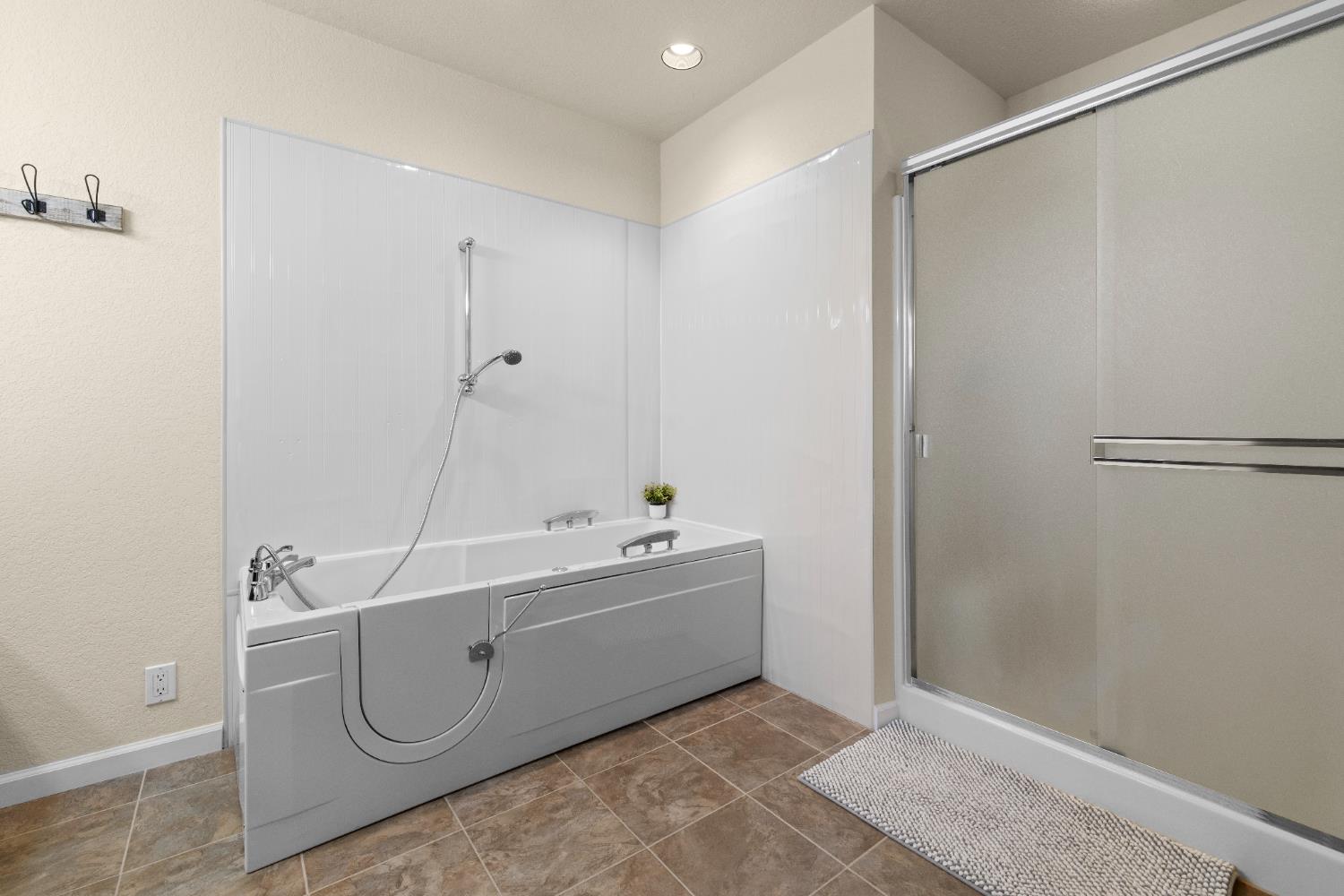 6139 Green Ridge Drive Foresthill, CA 95631 - Photo 24 of 30 a utility room with dryer and washer