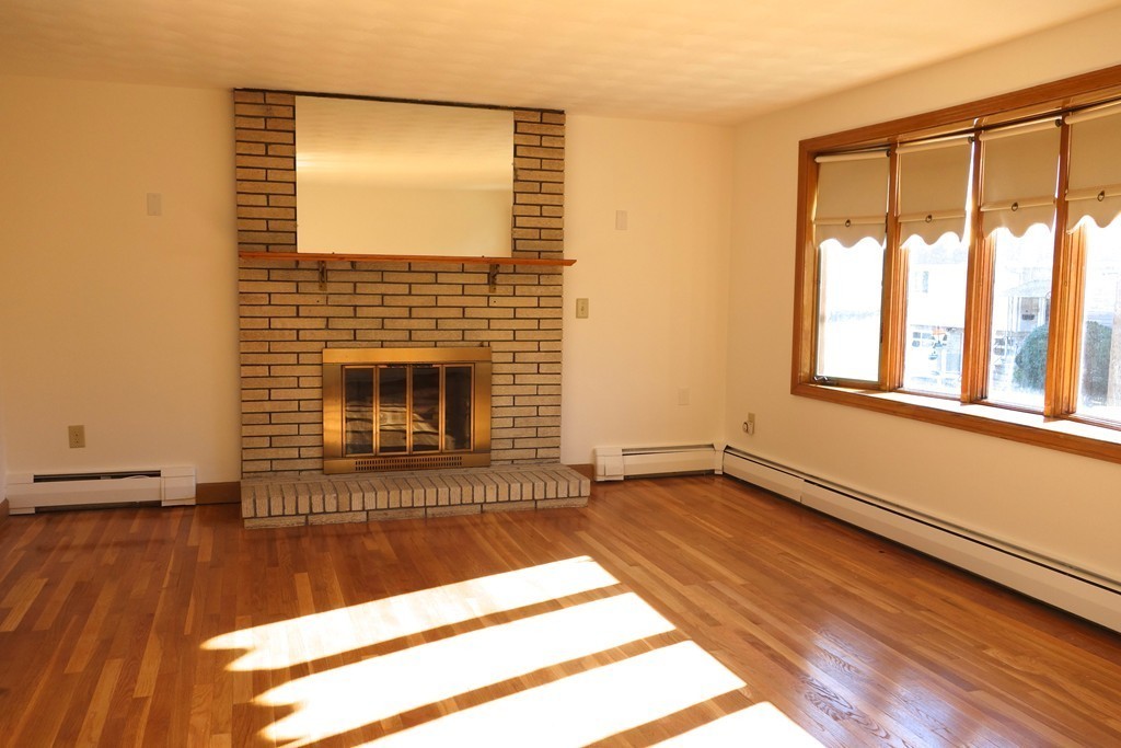 31 Stearns Road Boston, MA 02132 - Photo 8 of 28 Gallery Image 8