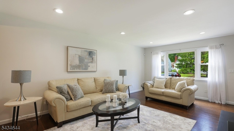 405 Martin Road Union, NJ 07083 - Photo 10 of 41