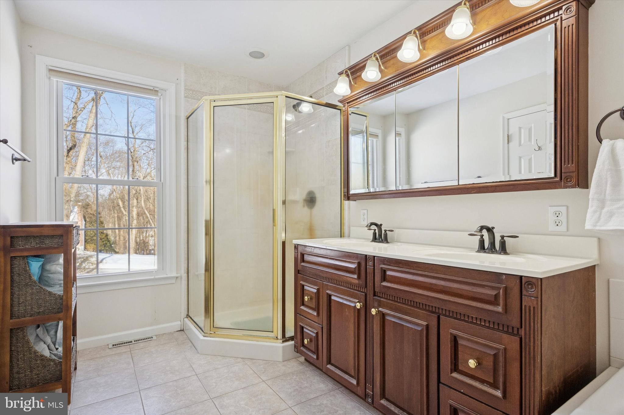 575 Woodhaven Road West Chester, PA 19382 - Photo 27 of 56