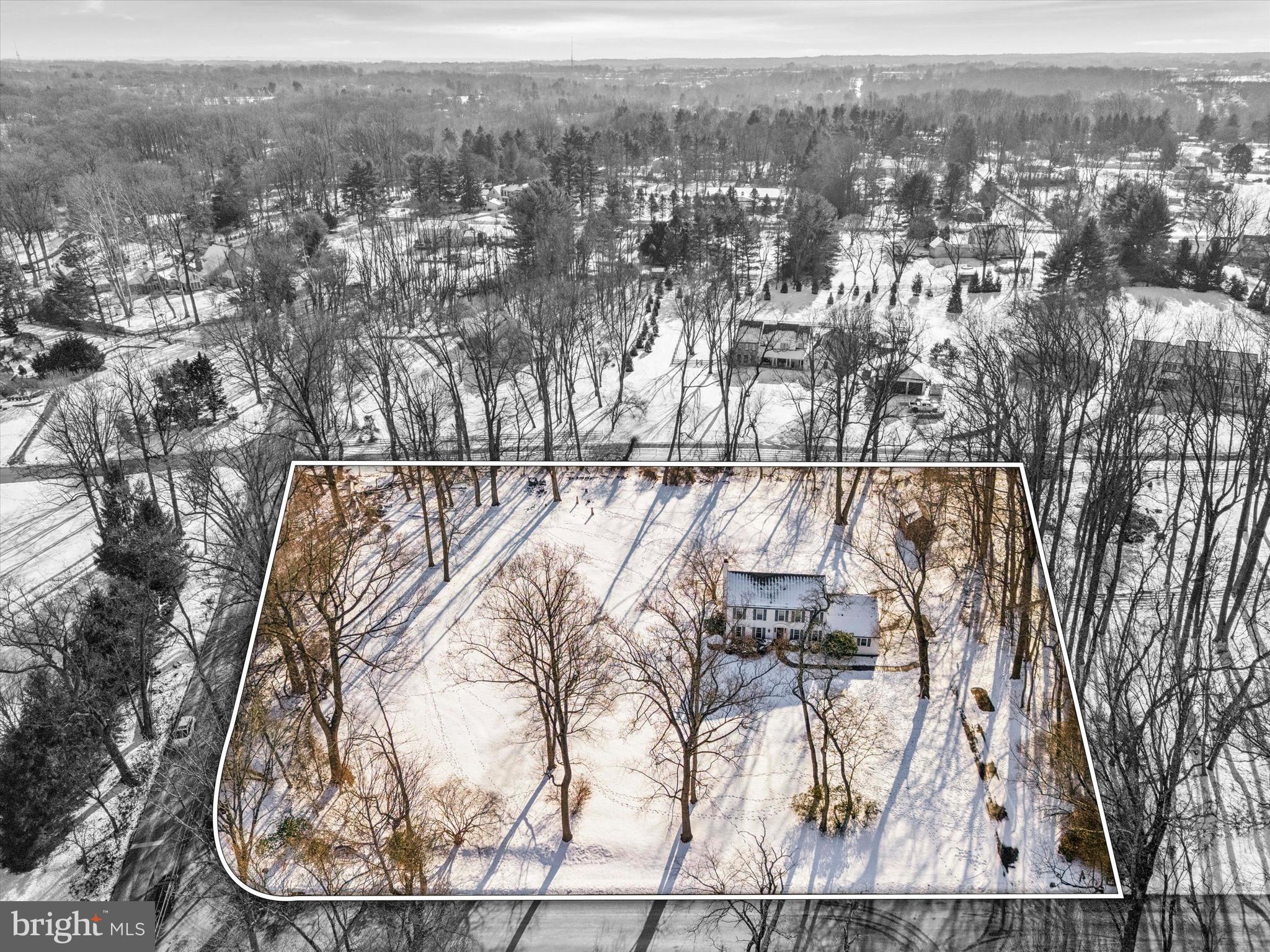 575 Woodhaven Road West Chester, PA 19382 - Photo 3 of 56