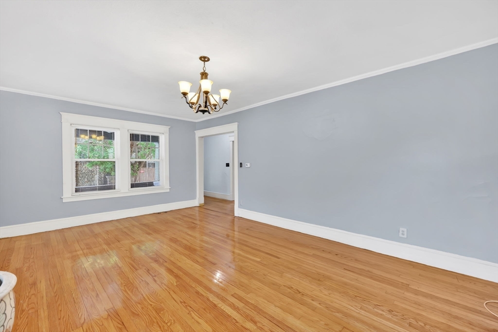 850-852 Sumner Avenue Springfield, MA 01108 - Photo 4 of 31