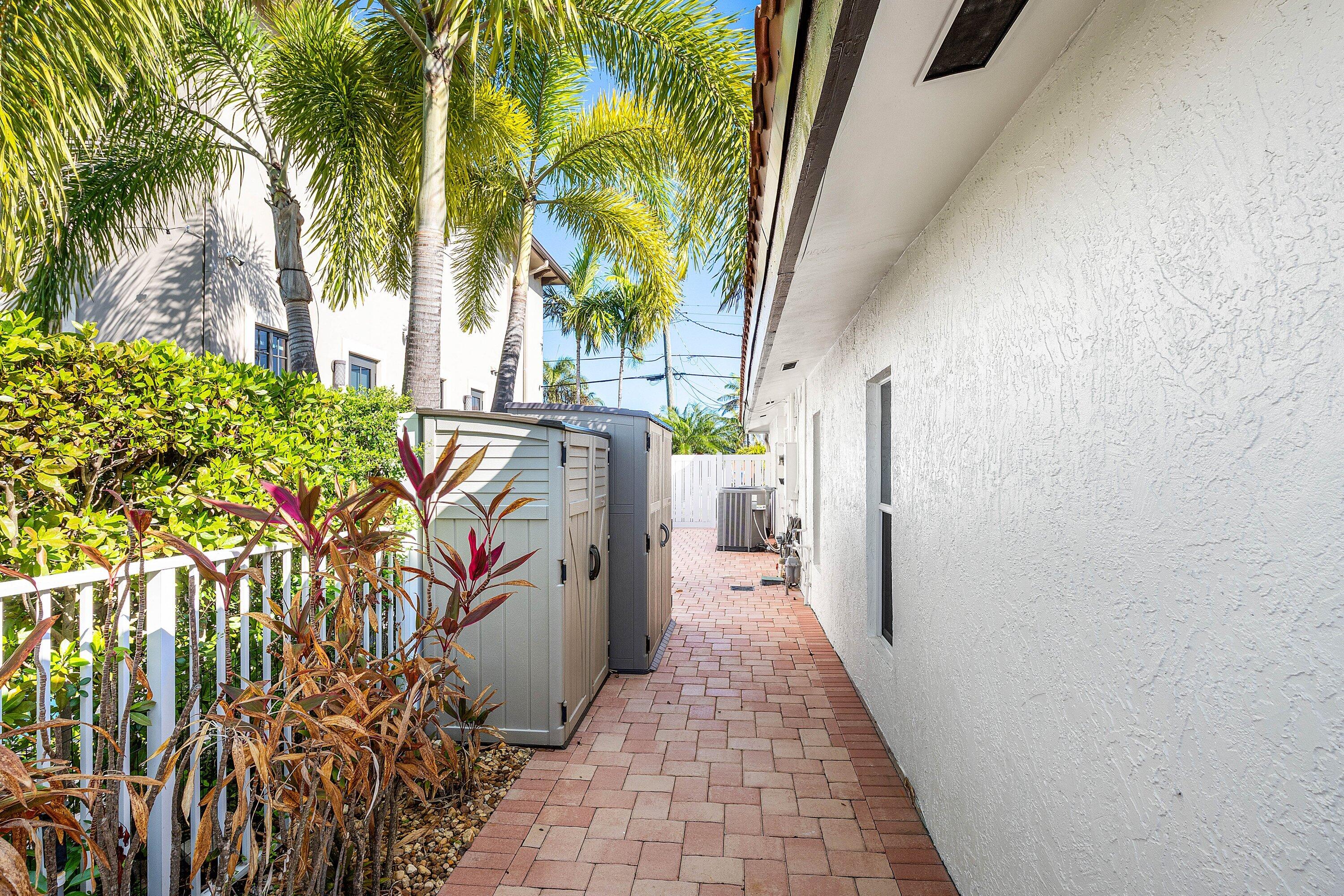 2524 Southeast 9th Street Pompano Beach, FL 33062 - Photo 35 of 45 039-2524Southeast9thStreet-PompanoBeach-