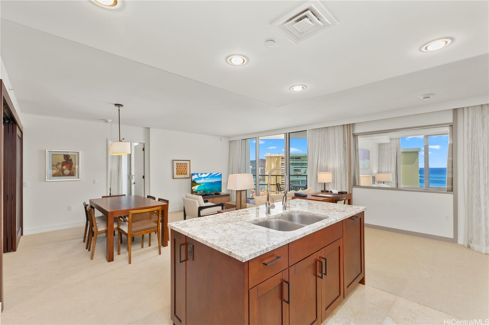 223 Saratoga Road, Unit 2706 Honolulu, HI 96815 - Photo 11 of 25