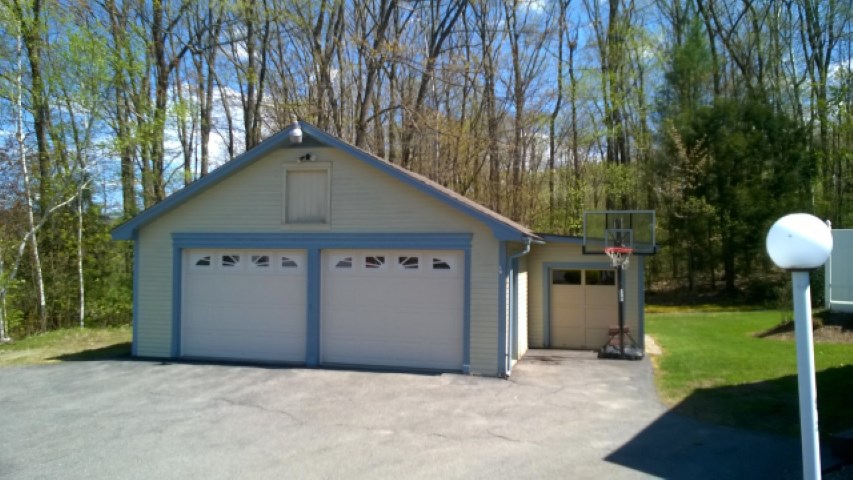 2 Victoria Drive Rockingham, VT 05101 - Photo 3 of 36 Gallery Image 3