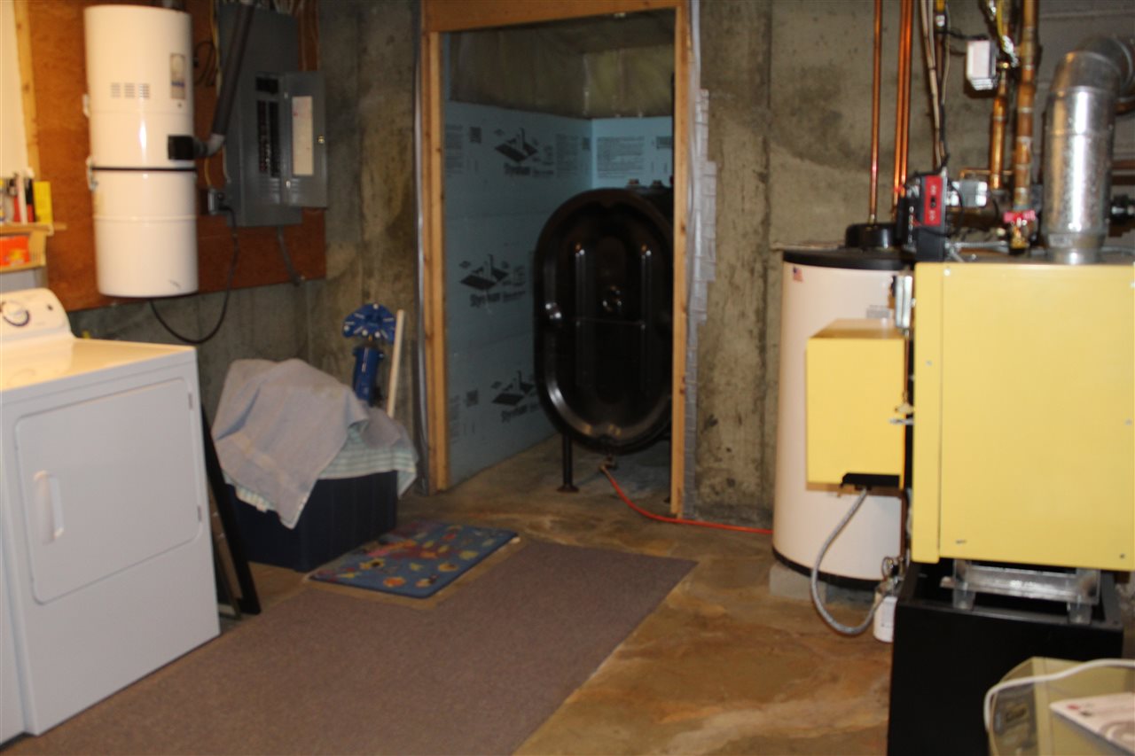 2 Victoria Drive Rockingham, VT 05101 - Photo 27 of 36 Gallery Image 27