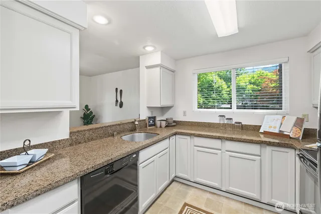 $498,000 | 200 Mountain Park Boulevard Southwest, Unit A204, Issaquah, WA 98027